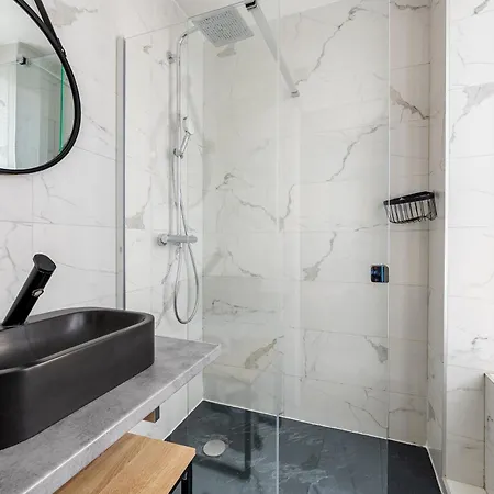 Ac & Duplex Close To Eiffel Tower - 20 Min Away Apartament Paryż