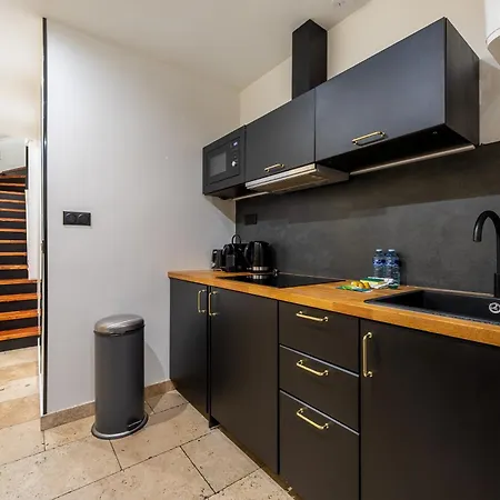 Ac & Duplex Close To Eiffel Tower - 20 Min Away Apartment