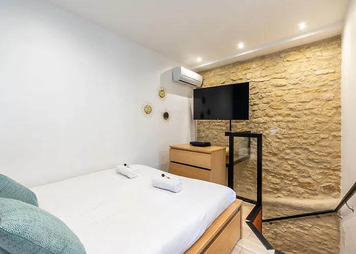 Ac & Duplex Close To Eiffel Tower - 20 Min Away Lägenhet
