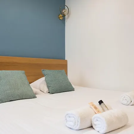 Ac & Duplex Close To Eiffel Tower - 20 Min Away * 파리